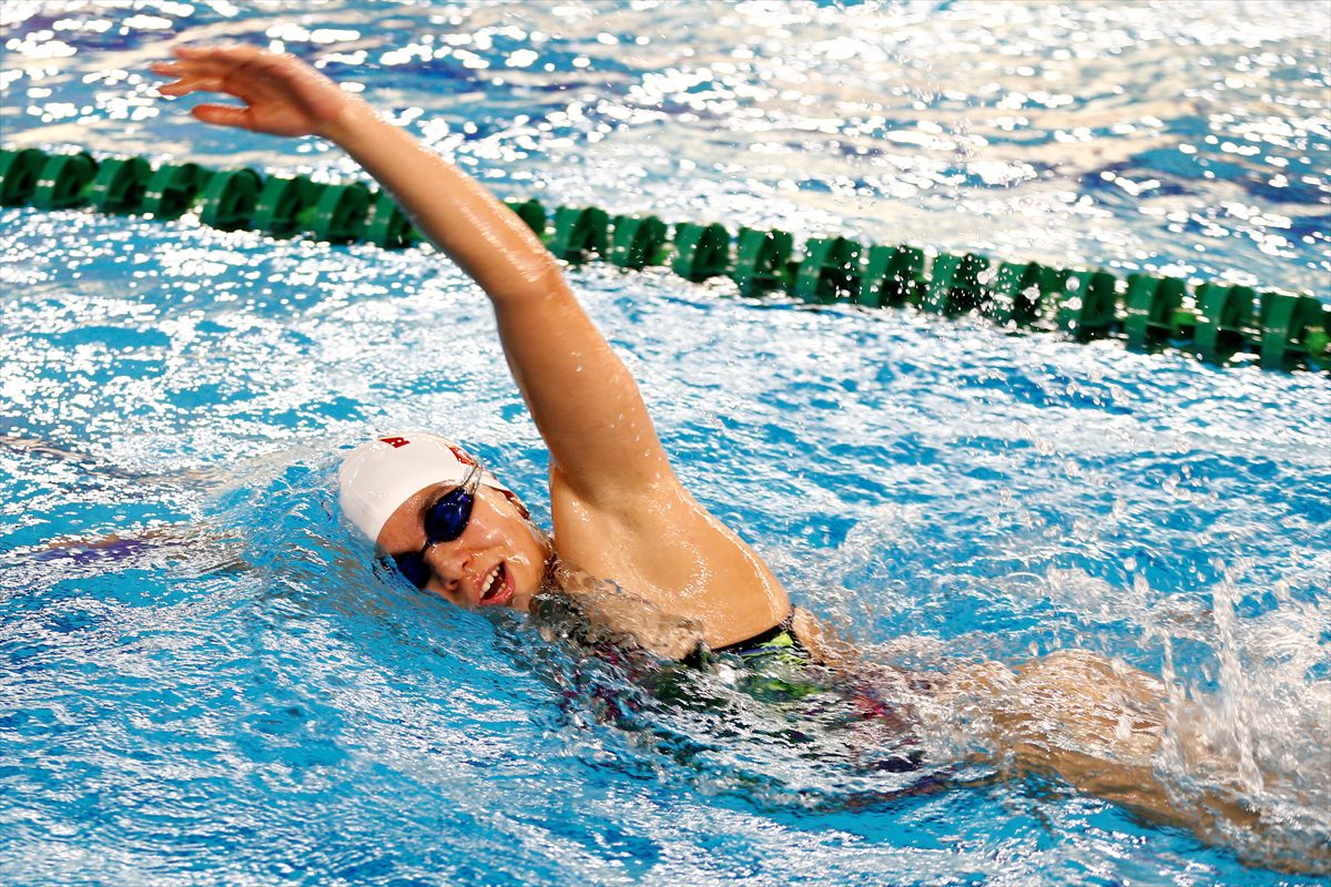 Dünya Gençler Yüzme Şampiyonası'nda 2. olan Mehlika gözünü olimpiyatlara dikti: