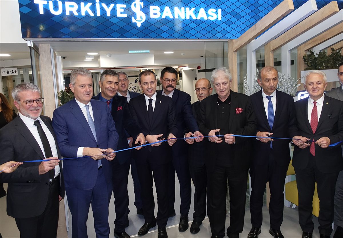 İş Bankası'ndan İzmir'de girişimcilere özel şube