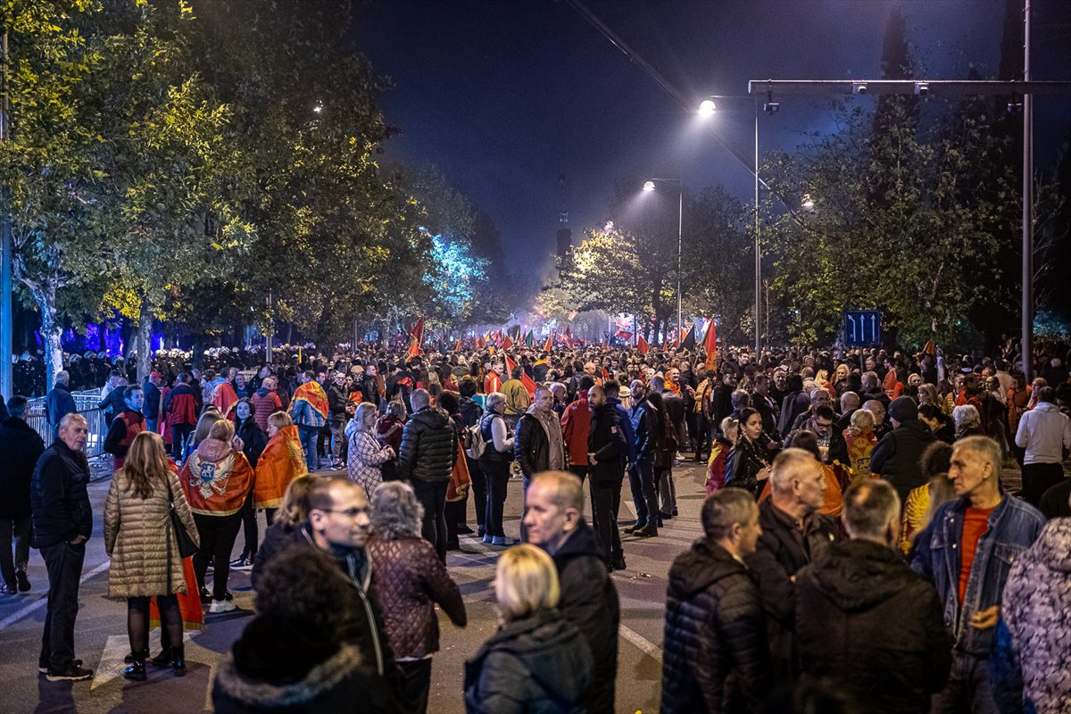 Karadağ'da erken genel seçim talebiyle gösteri düzenlendi