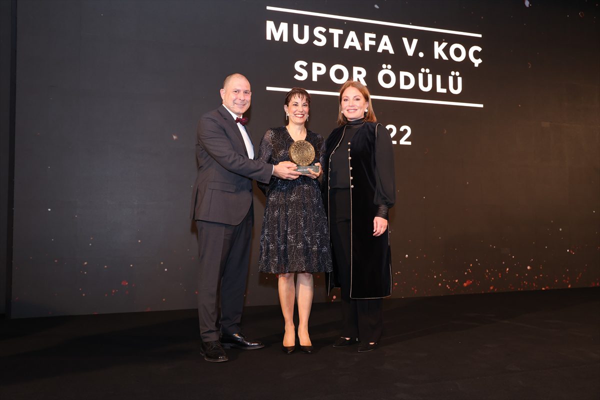 Mustafa V. Koç Spor Ödülü’nün sahibi “Adım Adım Oluşumu” oldu