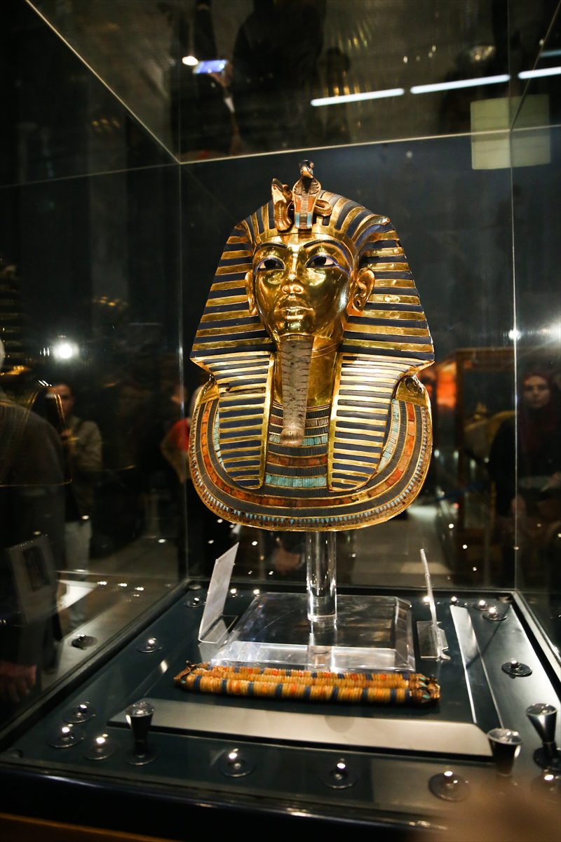 Tutankamon'un hazineleri, mezarının keşfedilişinin 100. yılında tek müzede toplanıyor