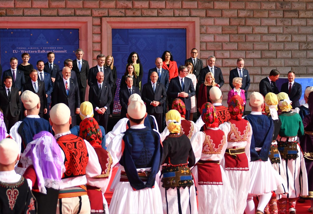 Arnavutluk'ta AB-Batı Balkanlar Zirvesi başladı