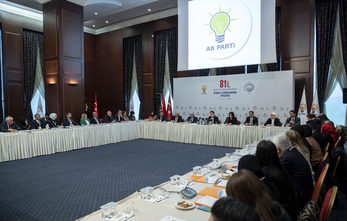 Bakan Yanık, AK Parti Sosyal Politika Birimi Başkanları Toplantısı'nda konuştu: