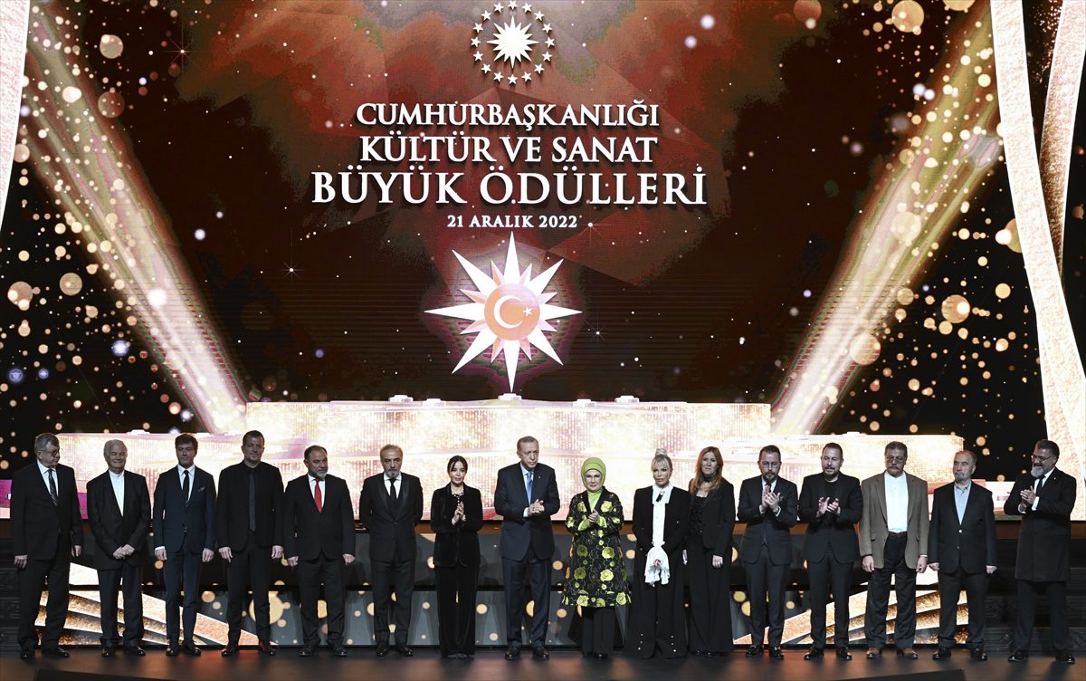 Cumhurbaşkanı Erdoğan Cumhurbaşkanlığı Kültür ve Sanat Büyük Ödülleri Töreni'nde konuştu: (2)