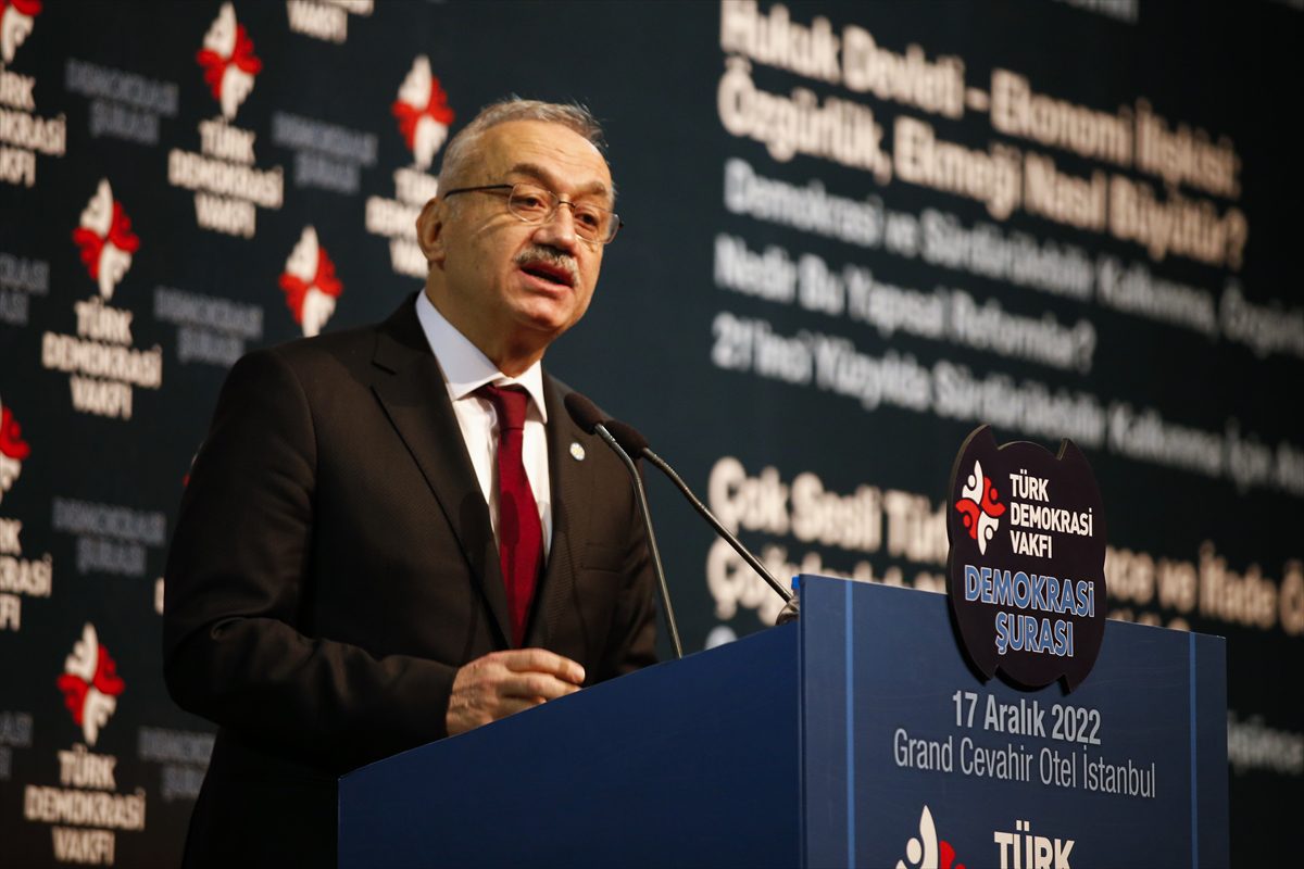 Kılıçdaroğlu, Davutoğlu ve Uysal “Demokrasi Şurası”nda konuştu: