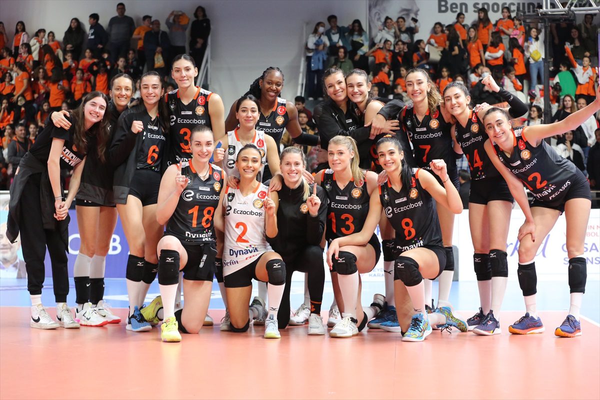 Eczacıbaşı Dynavit, FIVB Kadınlar Kulüpler Dünya Şampiyonası için Antalya'da
