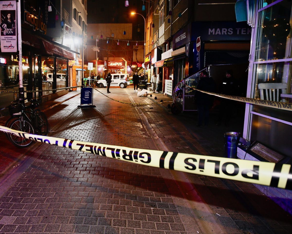 Eskişehir'de silahlı kavgada 1 kişi öldü, 1 kişi yaralandı