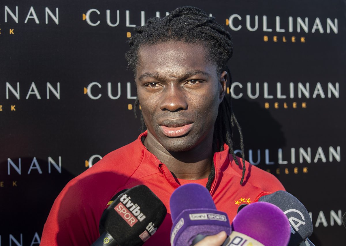 Galatasaraylı Gomis, şampiyonluğa ilerlemenin formülünü anlattı: