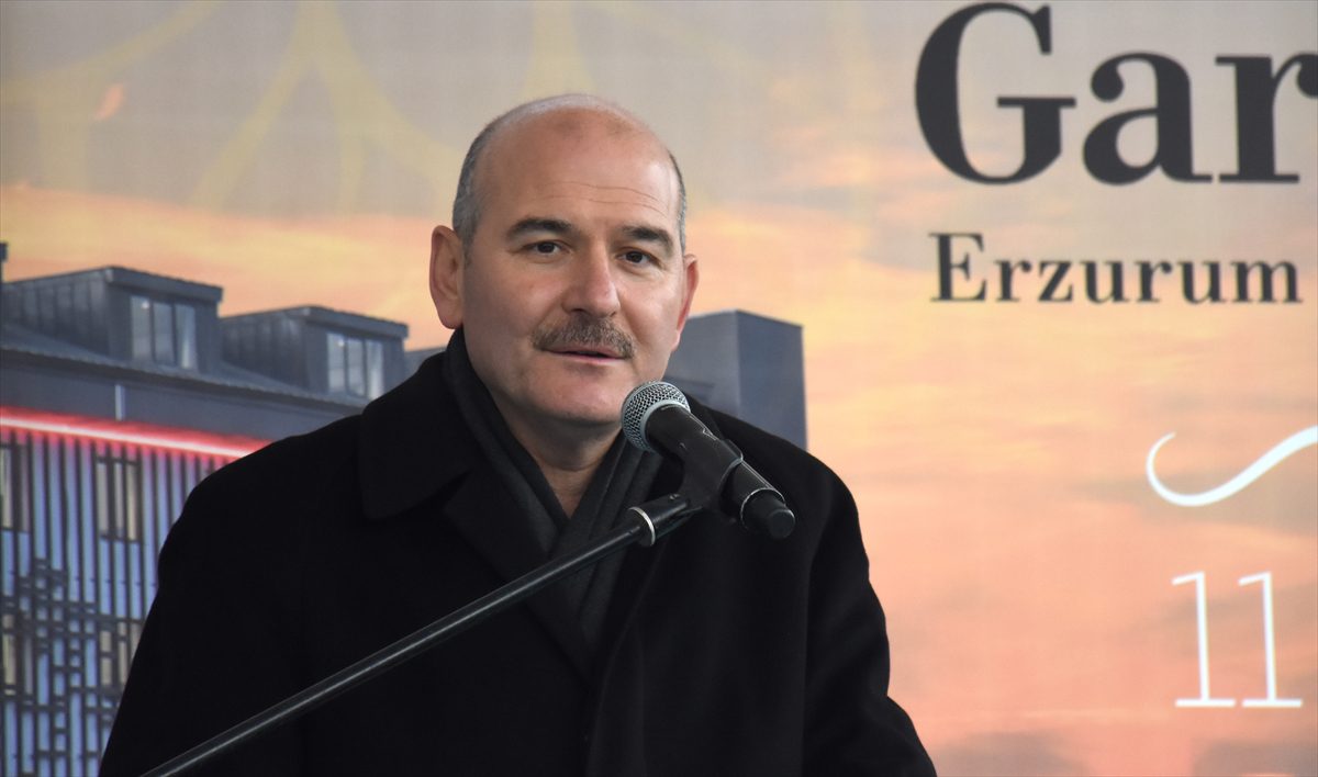 İçişleri Bakanı Süleyman Soylu, şehit annesinin devlet imkanlarından feragatını anlattı: