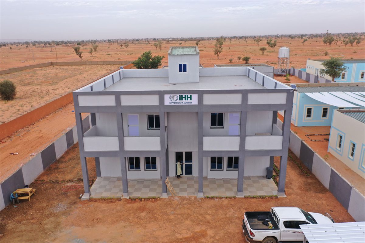 İHH'nin Nijer'de yapımını tamamladığı eğitim kompleksinin açılışı gerçekleştirildi