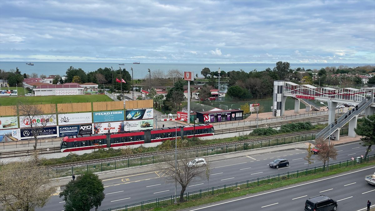 Samsun'da tramvayın çarptığı kişi hayatını kaybetti