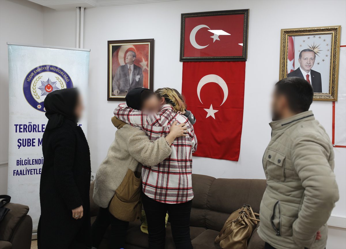 Teslim olan kadın terörist, PKK kamplarında yaşadıklarını anlattı