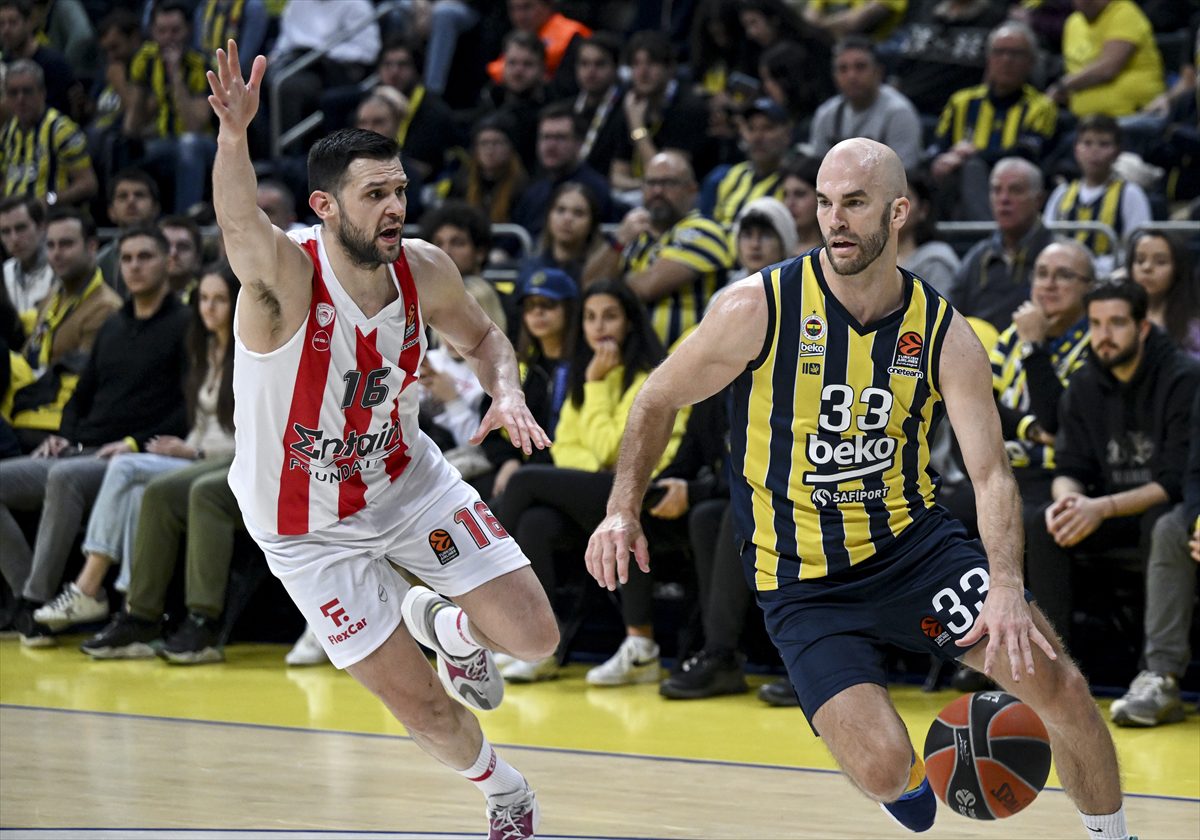 Basketbol: THY Avrupa Ligi’nin lideri Olympiakos ise 15. galibiyetini aldı.