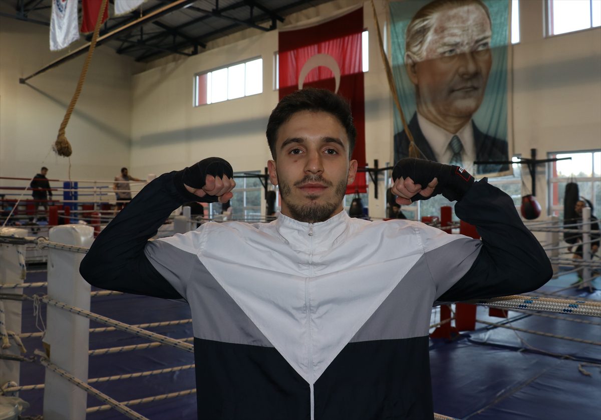Milli boksör Samet, Avrupa’dan sonra gözünü dünya şampiyonluğuna dikti:
