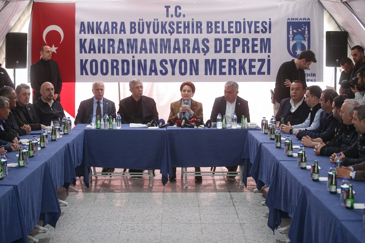 İYİ Parti Genel Başkanı Akşener, Kahramanmaraş'ta afet koordinasyon merkezini ziyaret etti