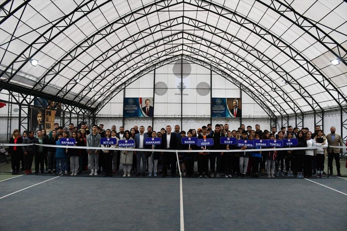 Okul Sporları Yıldızlar Tenis Bölge Birinciliği müsabakaları, Şırnak’ta başladı