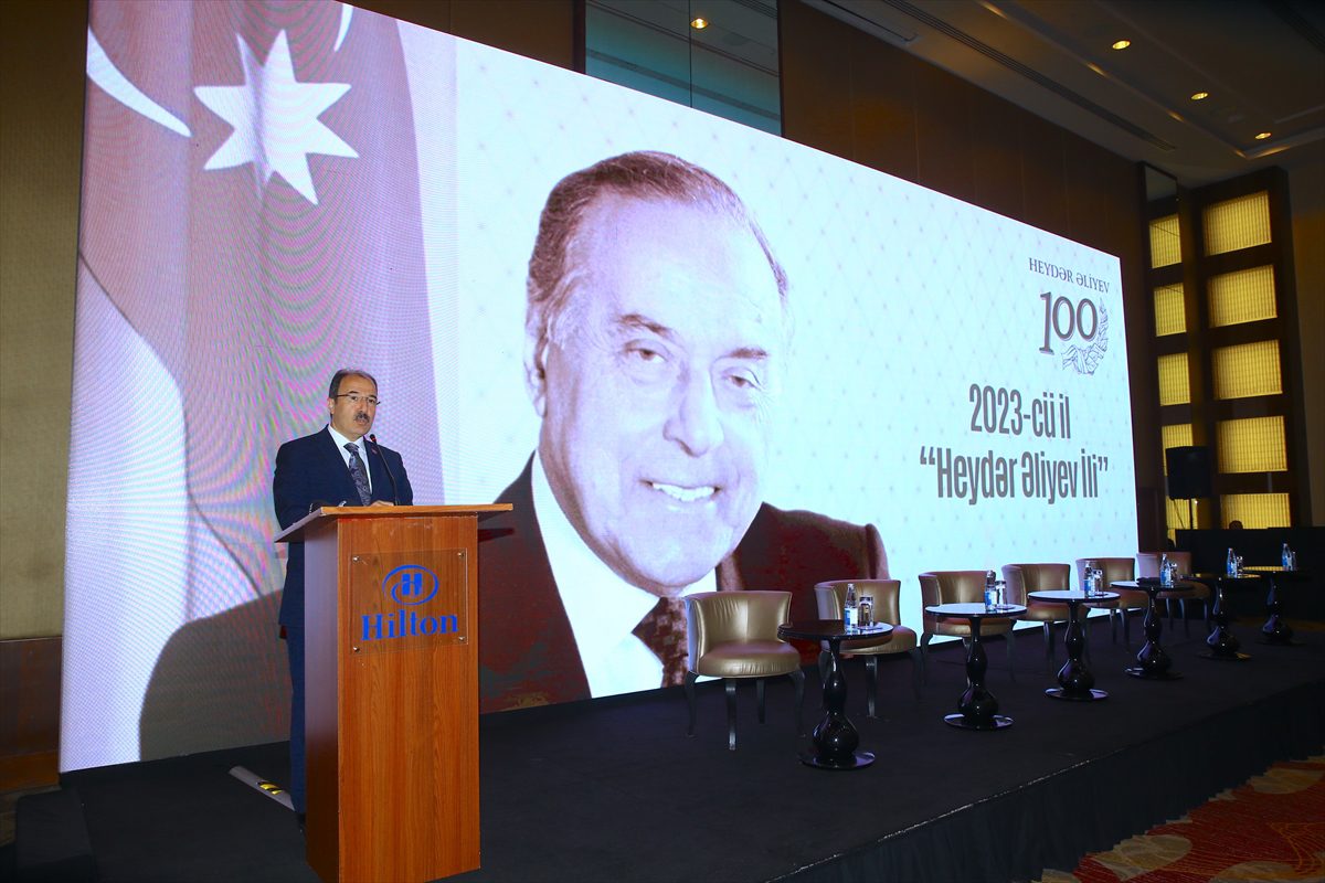 Türk ve Azerbaycanlı doktorlar Bakü’de “Modern tıbbın güncel sorunları” başlıklı konferans düzenlendi