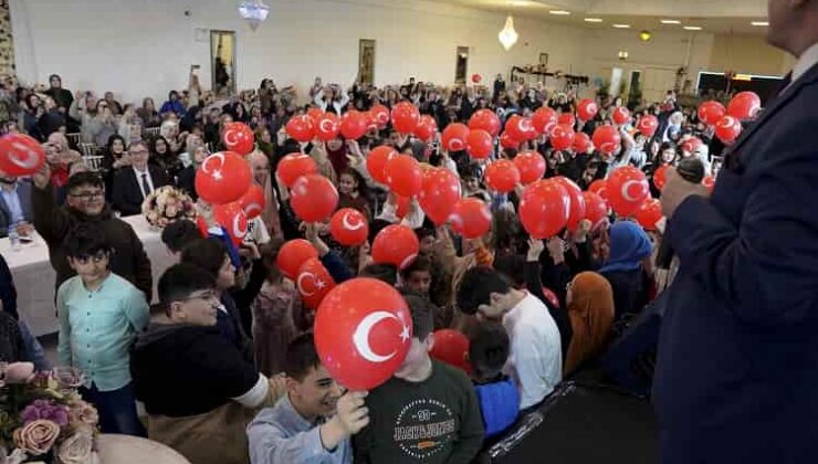 Almanya’da bir ilk: Dijital ortamda düzenlenen etkinliğe binlerce çocuk katıldı!..