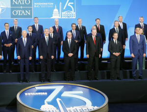 Cumhurbaşkanı Erdoğan, NATO Atlantik Konseyi Devlet ve Hükûmet Başkanları Oturumu’na katıldı