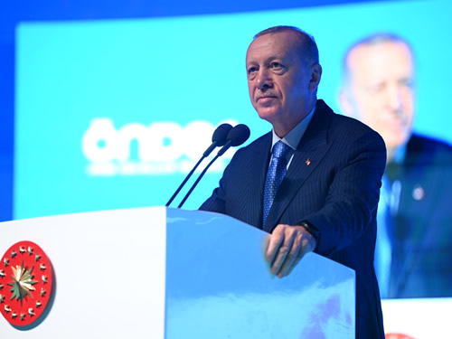 Cumhurbaşkanı Erdoğan: “İsrail’in devlet terörünü durduracak yegâne adım İslam ülkelerinin ittifakıdır”