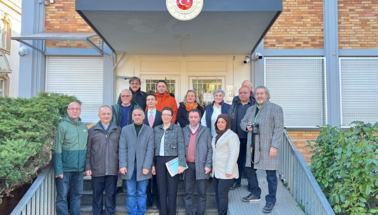 Frankfurt Başkonsolosu Akdevelioğlu’ndan: “Mutlaka Oyunuzu Kullanın” çağrısı!..